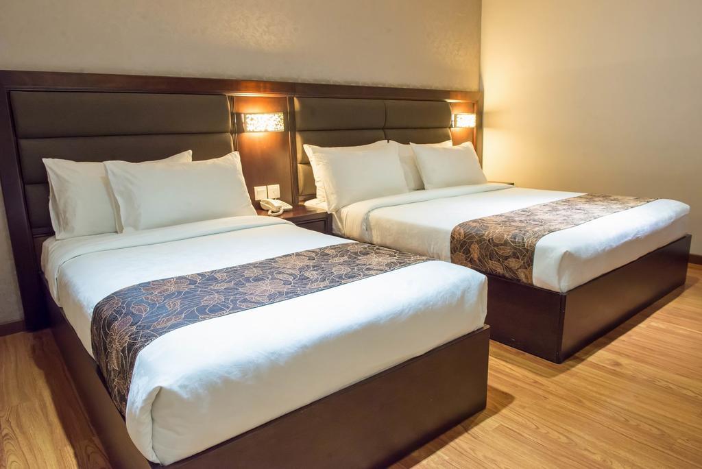 Castello Hotel Kulai Zewnętrze zdjęcie
